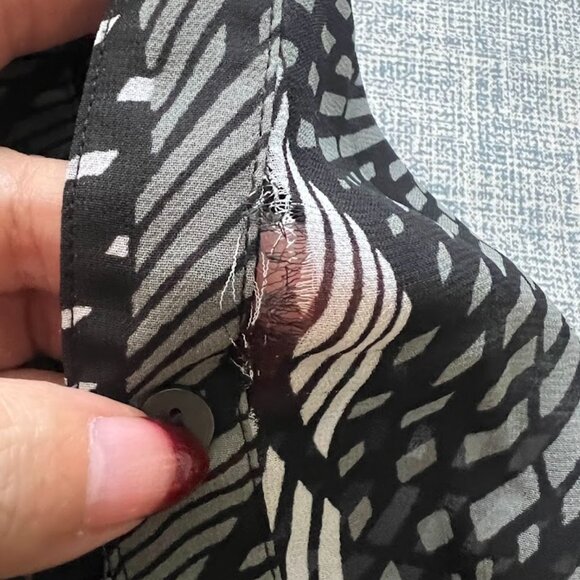 Lane Bryant Black White Striped Semi Sheer Roll Tab Blouse Size 22 24 - Picture 14 of 14